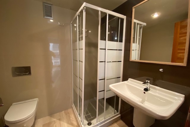 Wohnung zur Miete in Valencia. Luxusanlage.