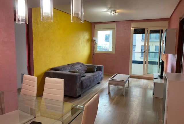 Wohnung zur Miete in Valencia. Luxusanlage.