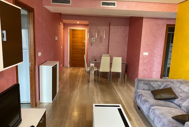 Wohnung zur Miete in Valencia. Luxusanlage.