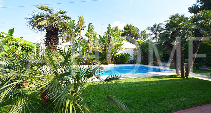 Leben Sie im Mittelmeer-Stil! Haus mit Pool und Garten im Villenviertel Valencias, La Cañada