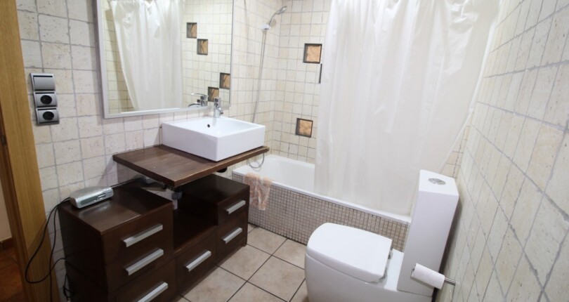 Renovierte Wohnung zu verkaufen, Valencia-Torrefiel