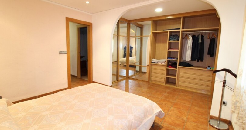 Renovierte Wohnung zu verkaufen, Valencia-Torrefiel