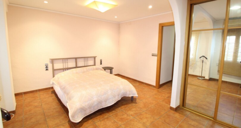 Renovierte Wohnung zu verkaufen, Valencia-Torrefiel