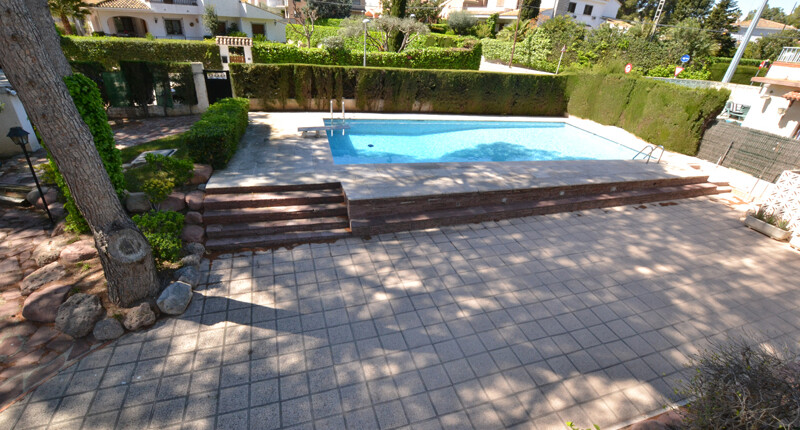Schönes Haus mit weitläufigem Grund zum Kauf, Valencia – La Cañada
