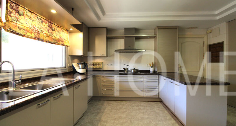 Elegante Villa zum Verkauf | Valencia La Canyada