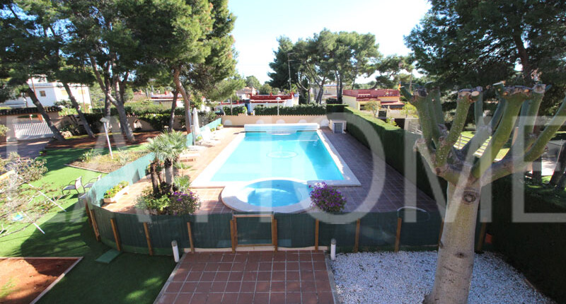 Elegante Villa zum Verkauf | Valencia La Canyada
