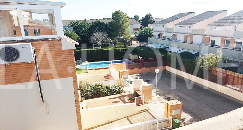 Doppel-/Generationenhaus zum Kauf – Valencia, Macamarena