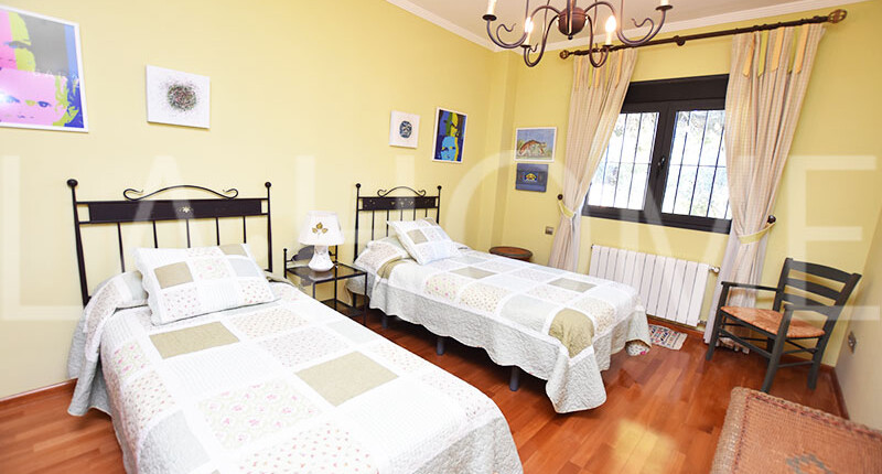 Villa im kalifornischen Stil zum Verkauf – Valencia, La Canyada