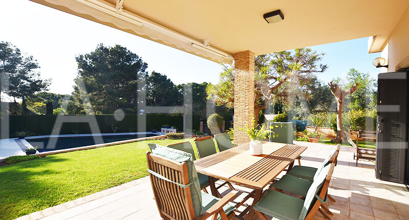 Villa im kalifornischen Stil zum Verkauf – Valencia, La Canyada