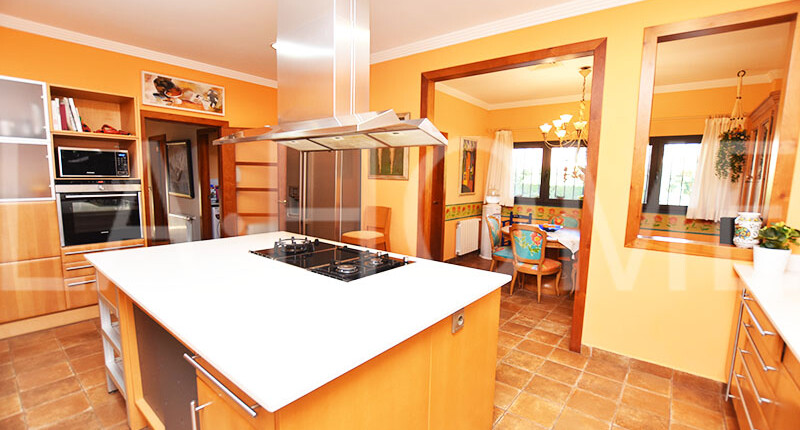 Villa im kalifornischen Stil zum Verkauf – Valencia, La Canyada