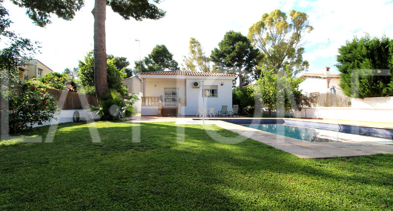 Freistehende Villa im Bungalow-Stil zum Verkauf, Valencia – La Cañada