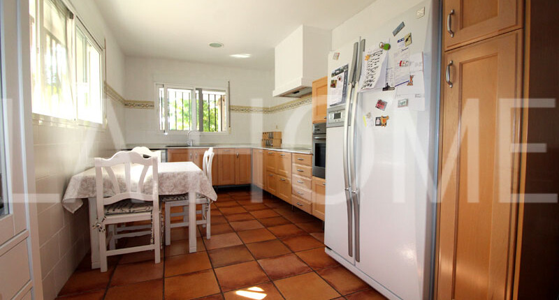 Freistehende Villa im Bungalow-Stil zum Verkauf, Valencia – La Cañada
