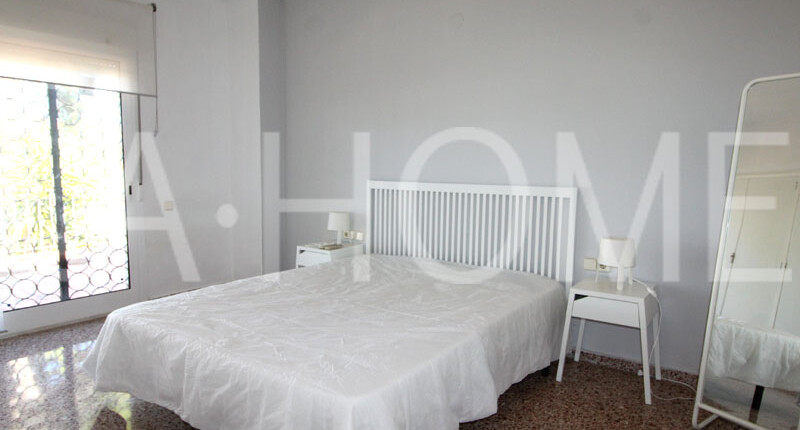 Schönes Haus mit weitläufigem Grund zum Kauf, Valencia – La Cañada