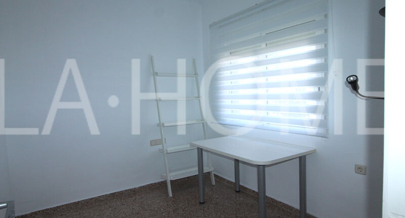 Schönes Haus mit weitläufigem Grund zum Kauf, Valencia – La Cañada