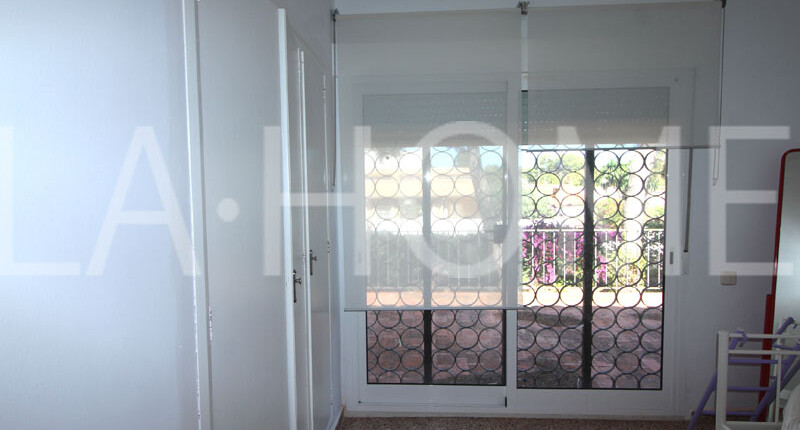 Schönes Haus mit weitläufigem Grund zum Kauf, Valencia – La Cañada
