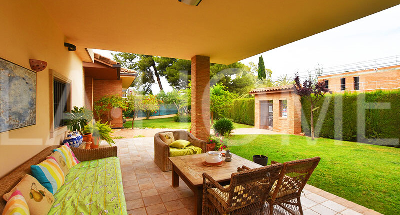 Villa im kalifornischen Stil zum Verkauf – Valencia, La Canyada