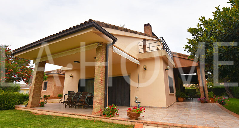 Villa im kalifornischen Stil zum Verkauf – Valencia, La Canyada
