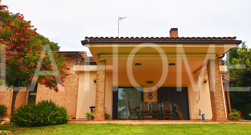 Villa im kalifornischen Stil zum Verkauf – Valencia, La Canyada