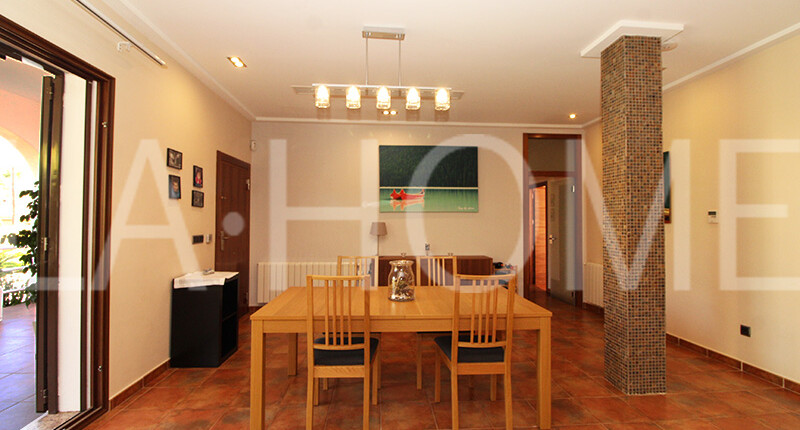 Familienhaus im Bungalow-Stil zum Verkauf, Valencia – La Canyada