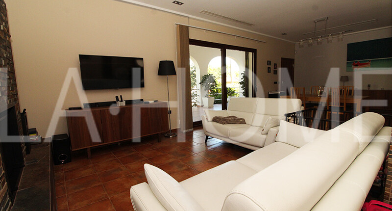 Familienhaus im Bungalow-Stil zum Verkauf, Valencia – La Canyada