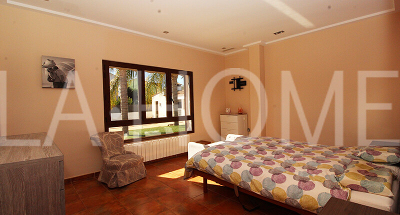 Familienhaus im Bungalow-Stil zum Verkauf, Valencia – La Canyada