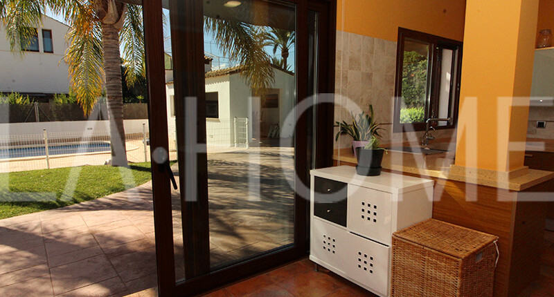 Familienhaus im Bungalow-Stil zum Verkauf, Valencia – La Canyada