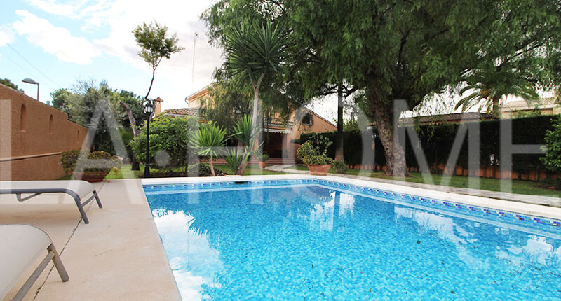 Einfamilienhaus zum Verkauf in Valencia – La Cañada