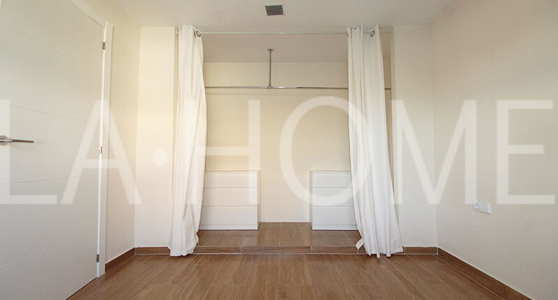 Fantastisches Haus im Bungalow-Stil mit großem Grund, Valencia – La Eliana
