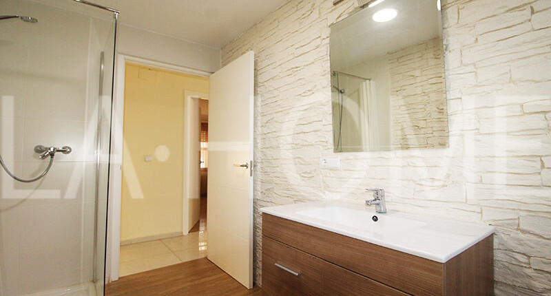 Fantastisches Haus im Bungalow-Stil mit großem Grund, Valencia – La Eliana