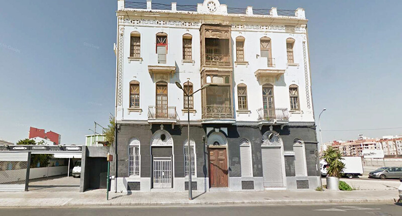 Teilrenoviertes Geschäftshaus in Valencia zu verkaufen (Anlageobjekt), Valencia Hafen