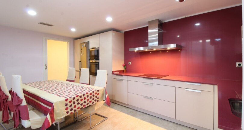 Außergewöhnliche Wohnung zum Verkauf, Valencia – Benicalap