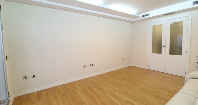 Außergewöhnliche Wohnung zum Verkauf, Valencia – Benicalap