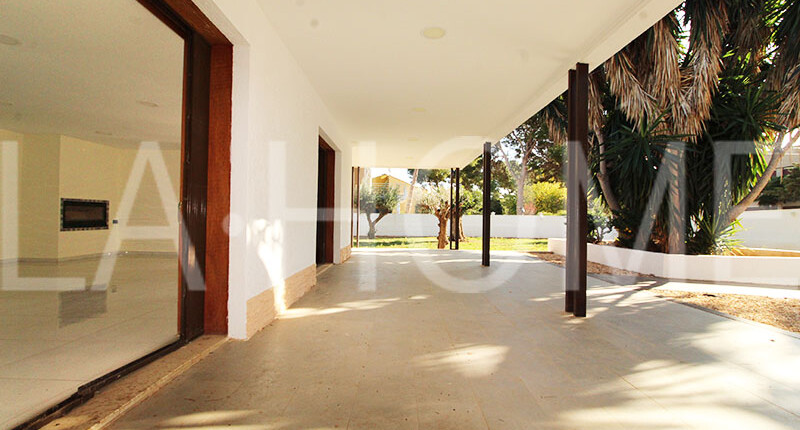 Fantastisches Haus im Bungalow-Stil mit großem Grund, Valencia – La Eliana