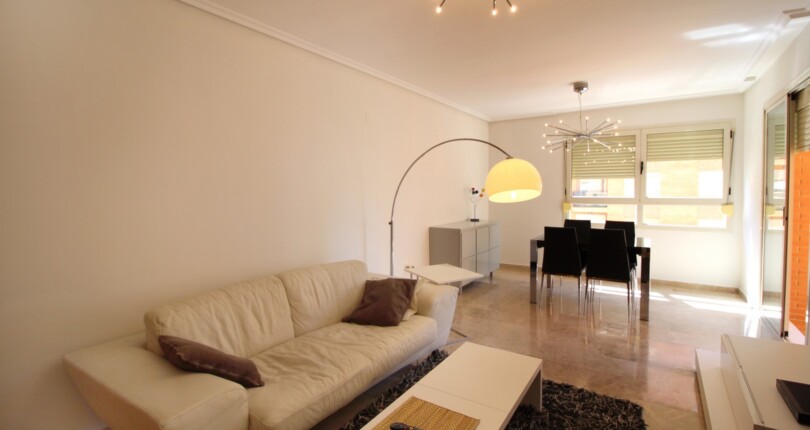 Wohnung zum Verkauf in Valencia, Alfahuir   |  Repräsentative Wohnanlage